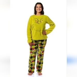 The Grinch Dr. Seuss Sherpa Long Sleeve Top Large